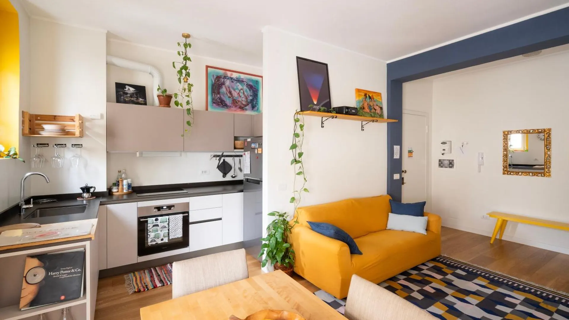 Cozy Apartment Prada M3 Milán Itálie